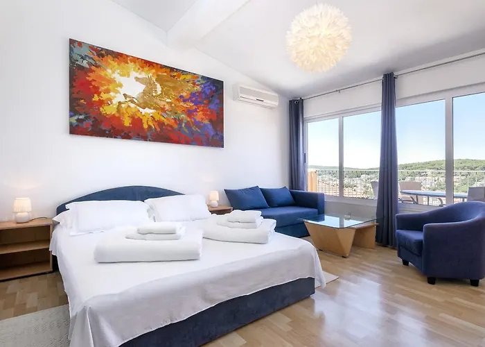 Big Blue Apartman *